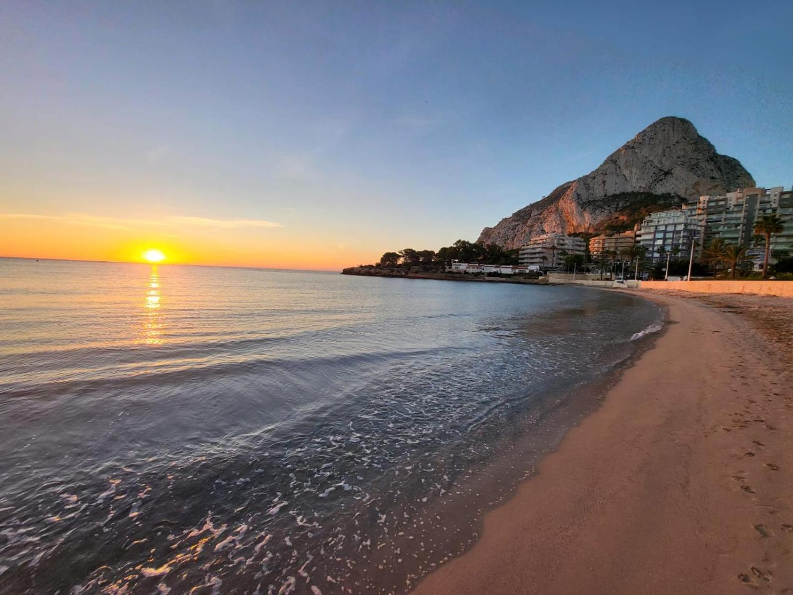 Calpe Beach II - Sea & Pool View Apartment Εξωτερικό φωτογραφία